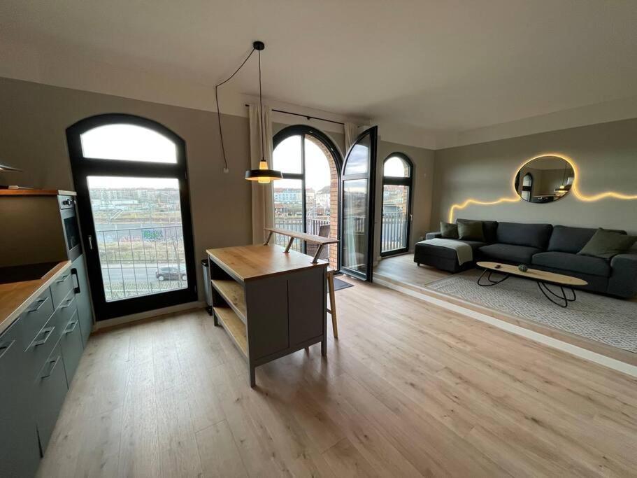 Loft 7 15Min Hbf 2Br Smart Tv Wifi Apartment Leipzig Bagian luar foto